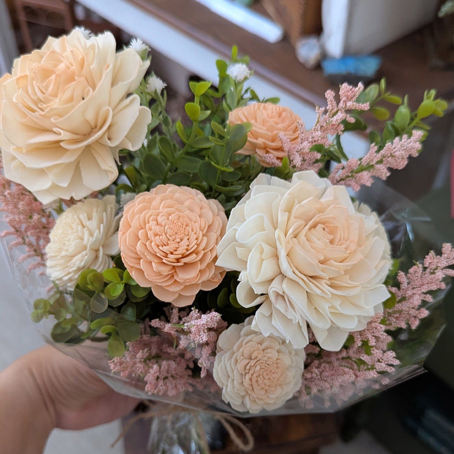 Bouqs-To-Go Peachy Creme
